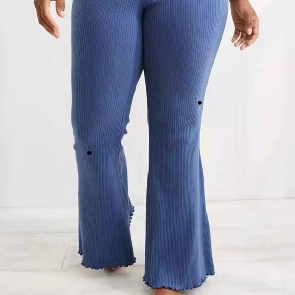 Aerie Kick-It Ribbed High Waisted Super Flare Pants Size Small Comfy Fall - Picture 1 of 9